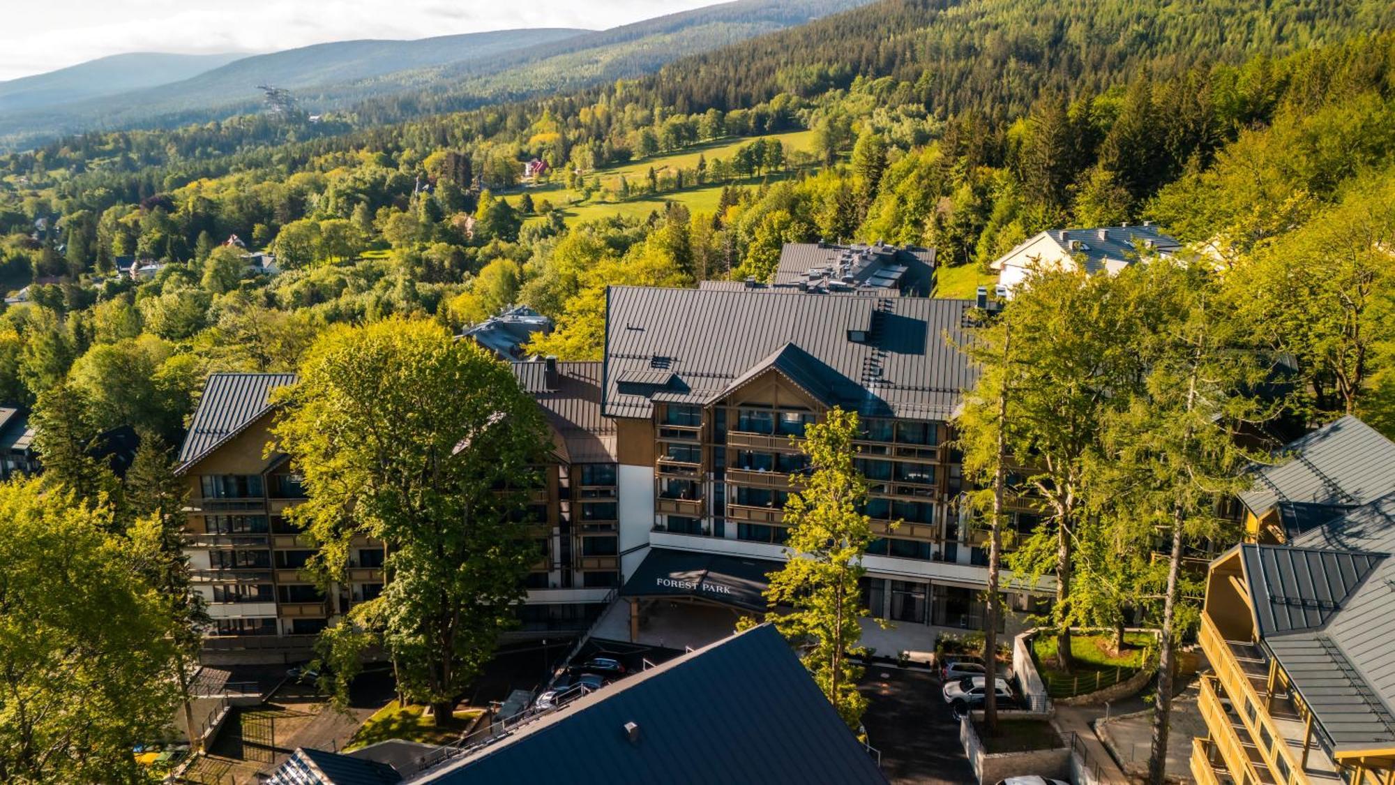 Forest Park Resort & Spa Свєрадув-Здруй Екстер'єр фото